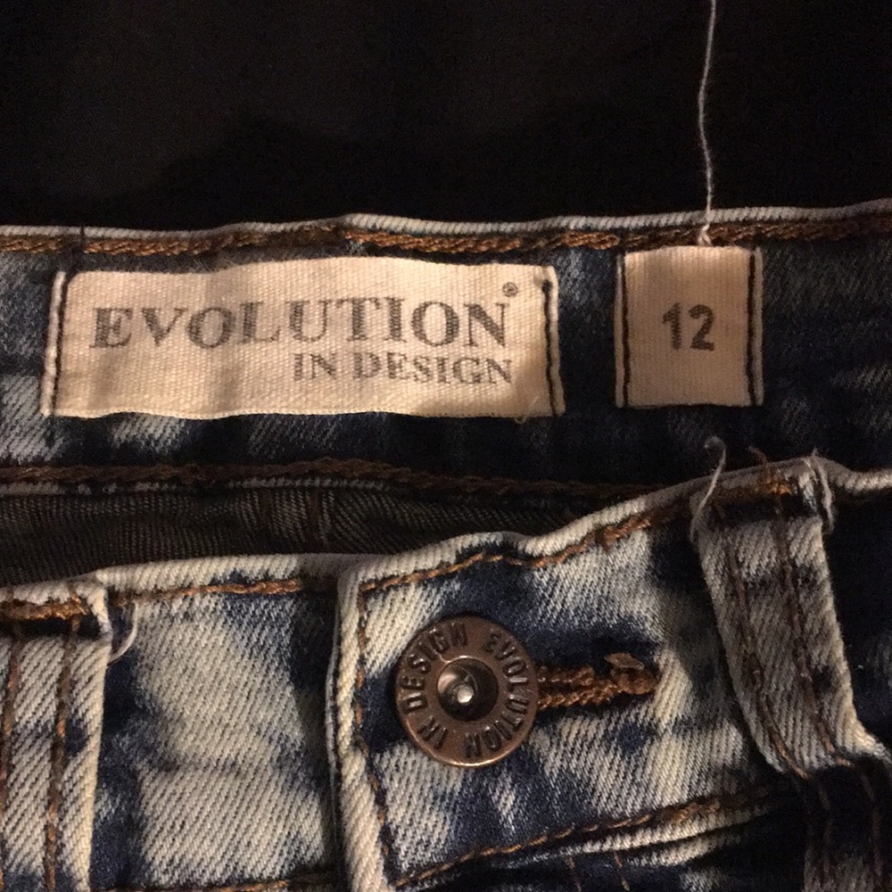 Jeans - Picture 2 of 3